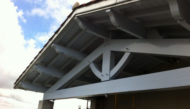 Charpente dooglas avec avancée