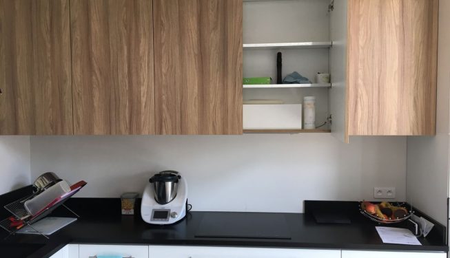 Plan de travail cuisine Blanche granit noir